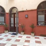 Rent 1 bedroom apartment of 79 m² in sevilla