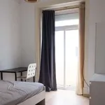 Rent a room in lisbon