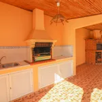 Rent 4 bedroom house of 250 m² in Alcantarilha e Pêra