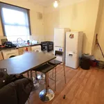 Rent 8 bedroom house in Leeds