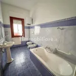 Rent 5 bedroom apartment of 245 m² in Palermo