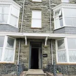 Rent 2 bedroom flat in Wales