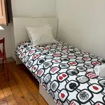 Rent 4 bedroom apartment in Porto