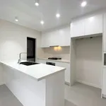 Rent 4 bedroom house in Greenacre