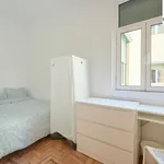 Rent 16 bedroom apartment in Lisbon