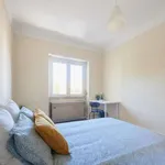 Rent a room in lisbon