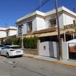 Alquilo 2 dormitorio apartamento de 100 m² en Cadiz']