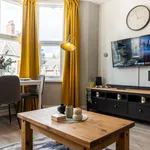 Rent 1 bedroom apartment of 797 m² in Cardiff