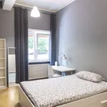 Rent a room of 100 m² in rome