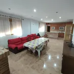 Rent 3 bedroom house of 100 m² in Jaén