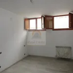 Affitto 4 camera appartamento di 141 m² in Carrara