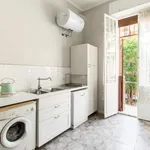 Rent 6 bedroom apartment of 220 m² in Rome