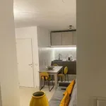 Rent 1 bedroom apartment of 39 m² in Milano