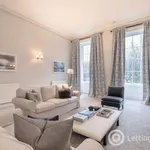 Rent 3 bedroom apartment in Edinburgh