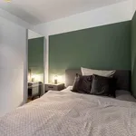 Rent a room of 157 m² in Berlin