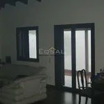 Rent 3 bedroom house of 270 m² in Αγία Τριάδα