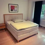 Rent a room of 100 m² in Frankfurt am Main