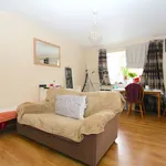 Flat to rent in Addiscombe Grove, Croydon CR0