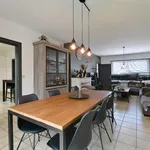 Maison de 230 m² avec 3 chambre(s) en location à Eeklo