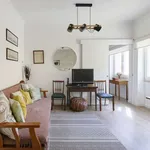 Rent 1 bedroom apartment of 50 m² in lisbon