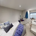 Rent 2 bedroom apartment in Yorkshire And The Humber