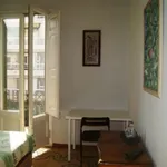 Rent 4 bedroom apartment in Barcelona