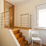 Rent 4 bedroom apartment of 80 m² in Lisboa