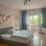 Miete 3 Schlafzimmer wohnung von 80 m² in Frankfurt am Main