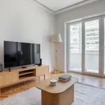 Rent 3 bedroom apartment of 1615 m² in Lisbon