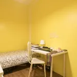 Rent a room in lisbon