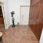 Rent 4 bedroom apartment of 120 m² in Roma