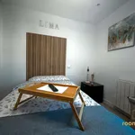 Rent a room of 80 m² in madrid