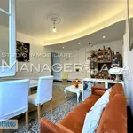 Rent 6 bedroom apartment of 82 m² in Genoa