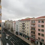 Rent 4 bedroom apartment in Lisbon