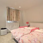 Rent 5 bedroom house in London