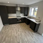 Rent 3 bedroom flat in Wales