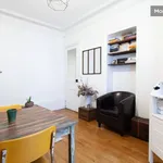 Rent 1 bedroom apartment of 33 m² in Paris