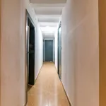 Rent 5 bedroom apartment in Barcelona