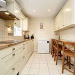 Rent 4 bedroom house in South East England