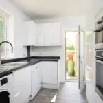 Rent 4 bedroom house in Bath