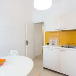 Rent 2 bedroom apartment of 65 m² in milan