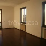 Rent 3 bedroom apartment of 100 m² in Rudiano