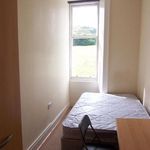 Rent 4 bedroom flat in Scotland