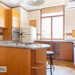 Rent 6 bedroom apartment of 240 m² in Naples