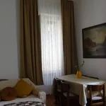 Rent 2 bedroom apartment of 75 m² in Roma