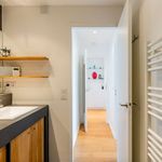 Rent 1 bedroom apartment of 550 m² in Paris