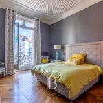 Rent 7 bedroom apartment of 269 m² in Paris