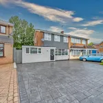 Rent 3 bedroom house in West Midlands