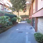 Rent 3 bedroom apartment of 105 m² in Roma