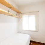 Rent 3 bedroom apartment in barcelona